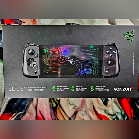 Razor Edge with Android - Picture 1 of 2